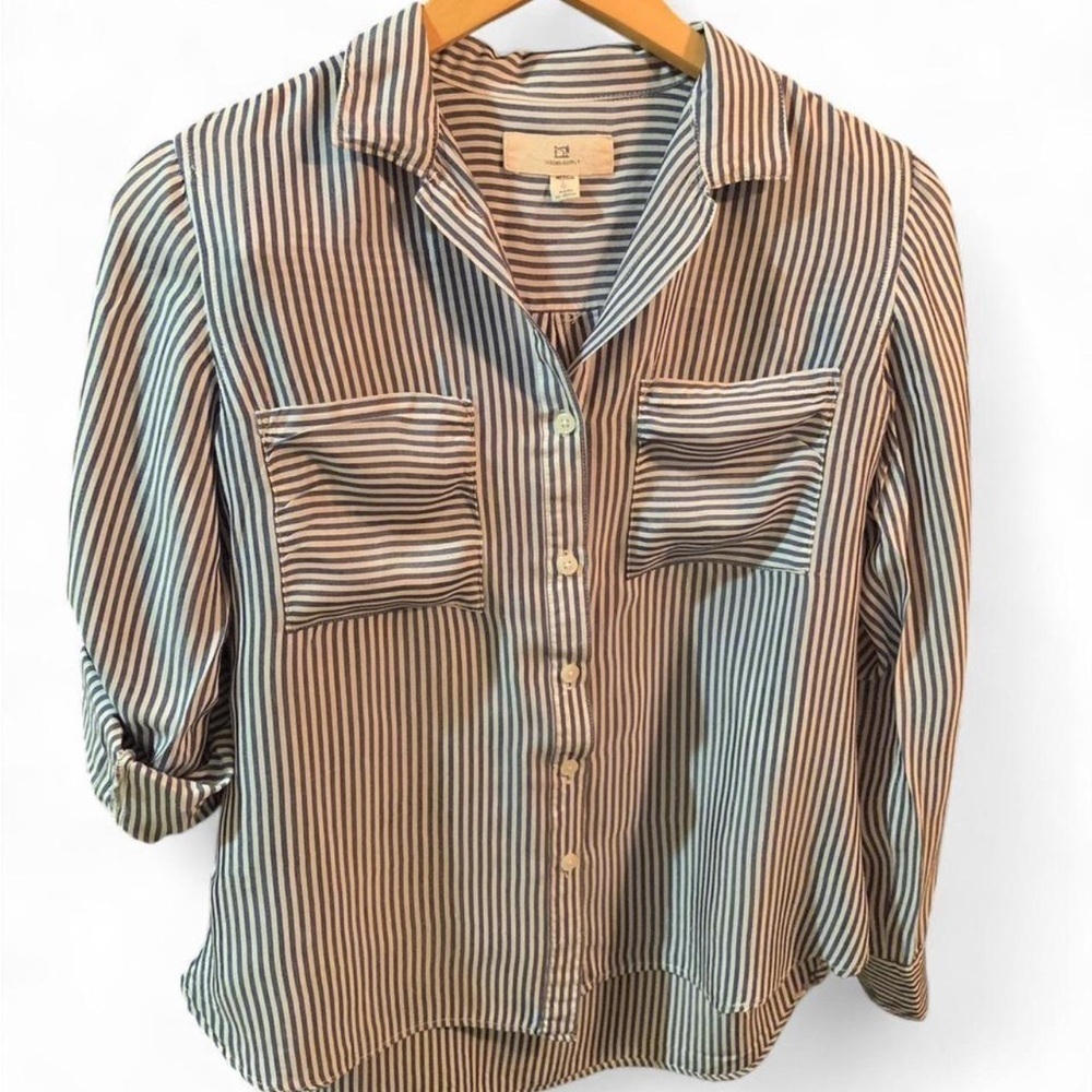 Thread & Supply size medium Navy and White Striped Button-Down Shirt